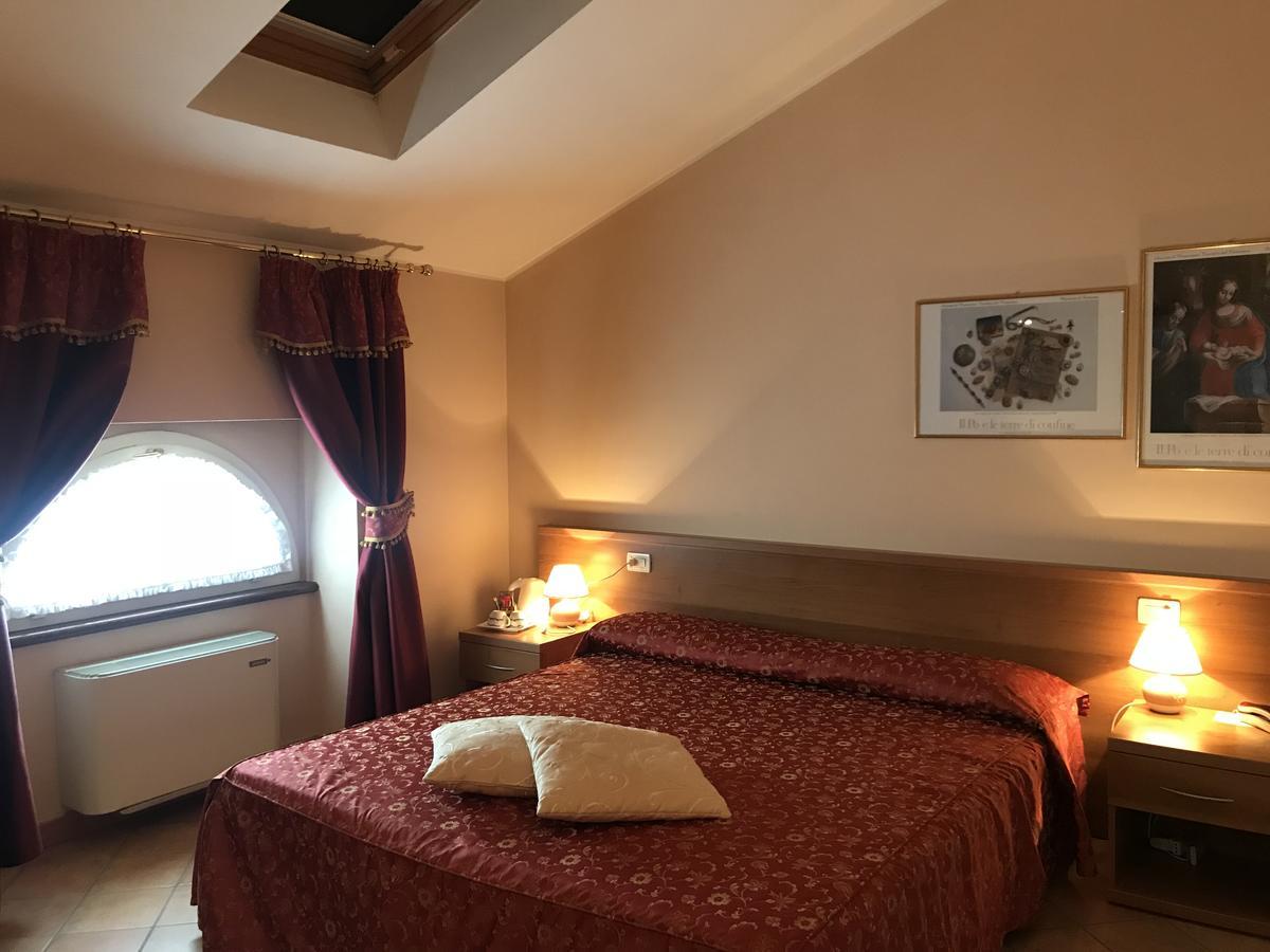 Locanda Ca' Rossa San Giovanni in Croce Екстериор снимка